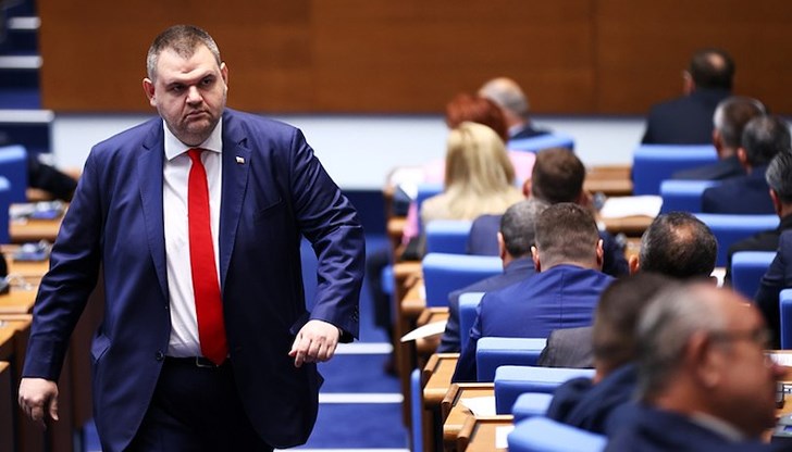 Искането за сваляне на имунитети на депутати от "Възраждане" беше отхвърлено Искането за сваляне на имунитети на депутати от "Възраждане" беше отхвърлено