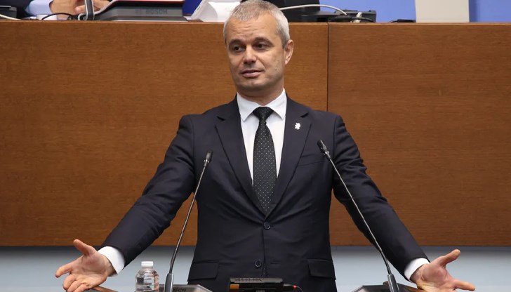 Лидерът на "Възраждане" призова за оставка на правителството и нови избори