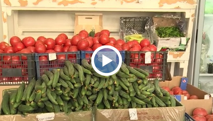 Българските зеленчуци изчезват от пазара, а цените в магазините растат заради прекупвачи и внос