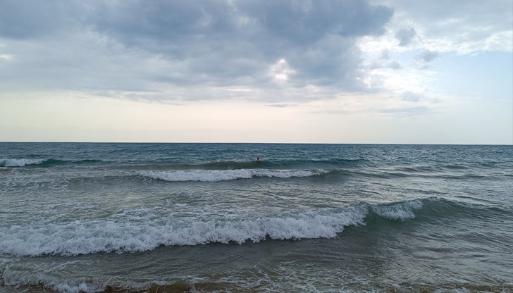 Вълнението на морето ще е 1-2 бала Вълнението на морето ще е 1-2 бала