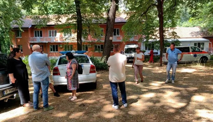 Милена Христова получила решението едва вчера вечер, започнаха да извеждат 60-те пациенти