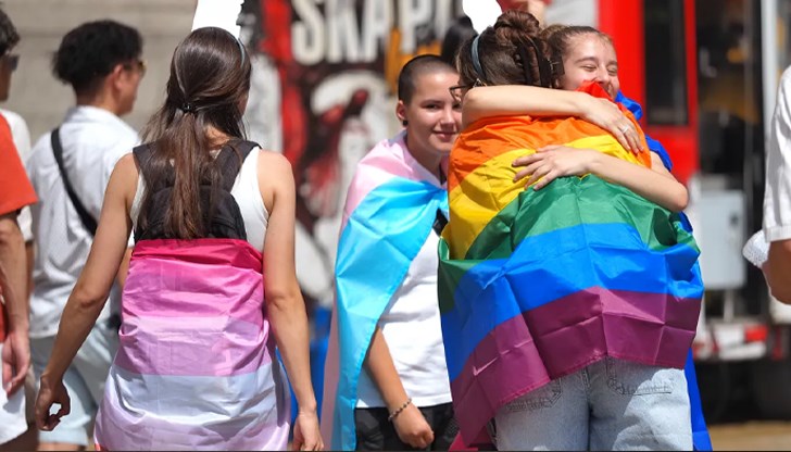 Властите забраняват Прайд парадите в турския мегаполис от 2015 година