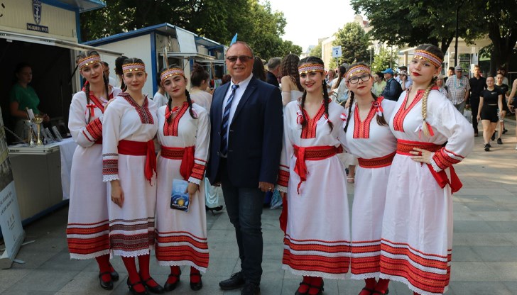 Образователните институции предлагат богата палитра от специалности и профили