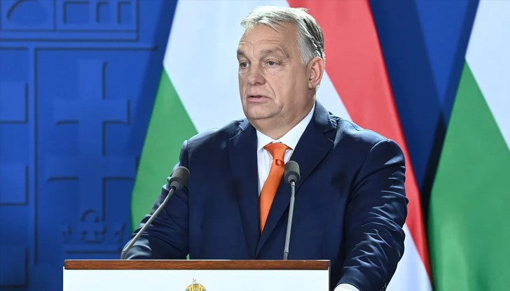 Унгарският премиер нарече шествието "срамно", въпреки че над 100 хиляди души участваха в протеста Унгарският премиер нарече шествието "срамно", въпреки че над 100 хиляди души участваха в протеста