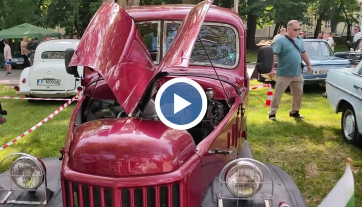 Уникалният експонат комбинира части от различни съветски машини, но не може да бъде регистриран в България