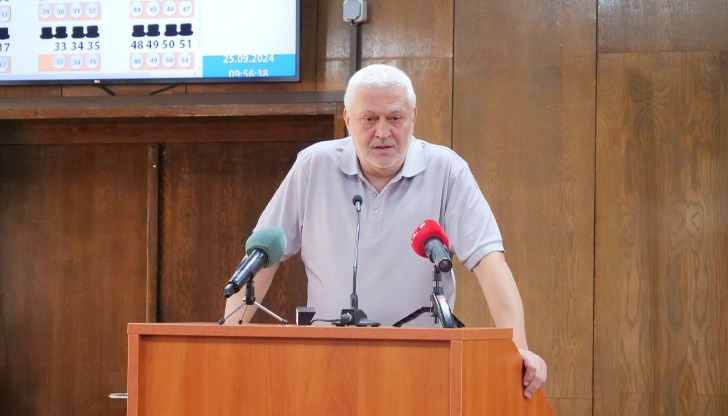 Съветникът от ГЕРБ Орлин Дяков иска обяснение за спрените строителни дейности