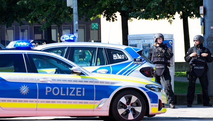 Организацията „Кайзеррайхсгрупе“, свързана с движението „Граждани на Райха“, отново е в центъра на разследване Организацията „Кайзеррайхсгрупе“, свързана с движението „Граждани на Райха“, отново е в центъра на разследване