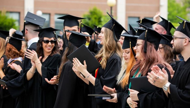 Студентите във Велико Търново излизат на протест срещу драстичното увеличение Студентите във Велико Търново излизат на протест срещу драстичното увеличение