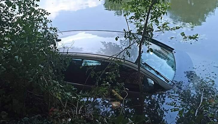 32-годишният пловдивчанин получил книжката си обратно дни преди инцидента в Ямбол 32-годишният пловдивчанин получил книжката си обратно дни преди инцидента в Ямбол