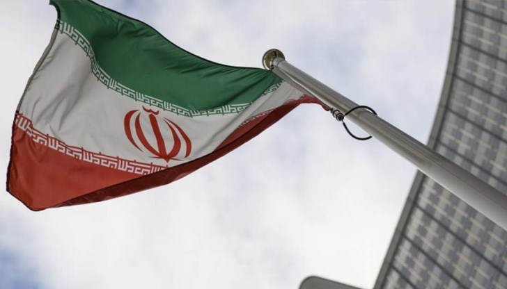 Началникът на щаба на въоръжените сили предупреди за готовност за "мощен отговор" Началникът на щаба на въоръжените сили предупреди за готовност за "мощен отговор"