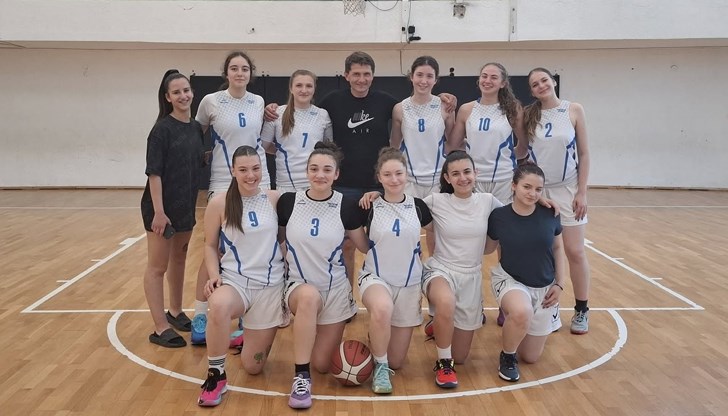 Русенските момичета загубиха с 49:51 след драматичен финал в Ботевград