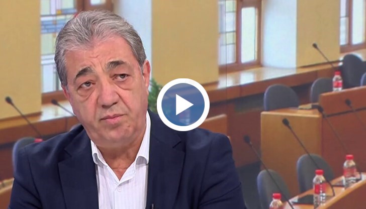 Общинският съветник от "Синя София" нарече случилото се "грозна сцена" и призова за създаване на инспекторат за борба с корупцията