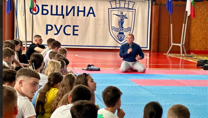 Кметът на Русе: Вие сте рицари на доброто
