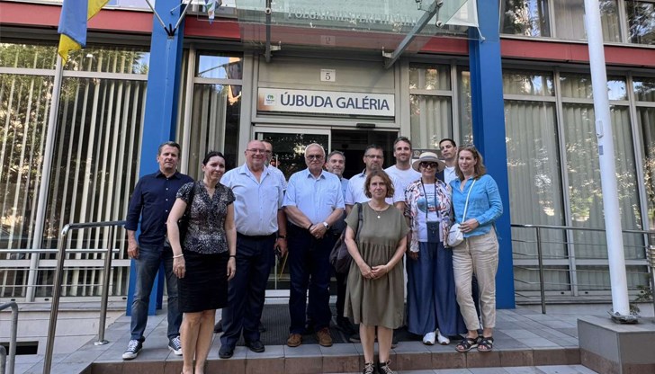 Русенската делегация участва във Фестивала на националностите в побратимения район Уйбуда