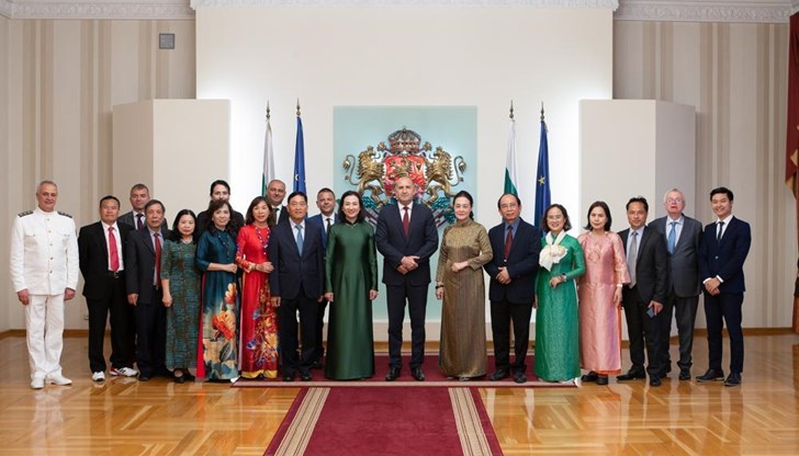 Президентът се срещна с ръководството на Асоциацията за приятелство "Виетнам-България" в Ханой