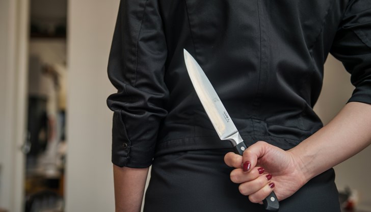 Скандал между две майки завърши с намушквания и арест Скандал между две майки завърши с намушквания и арест