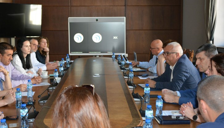 КРС подписва меморандум с пощенските оператори за контрол на цените при въвеждането на еврото