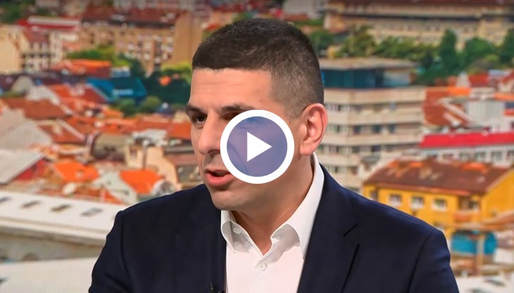 Съпредседателят на "Да, България" изрази недоумение от символите на протеста и критикува президента за позицията му