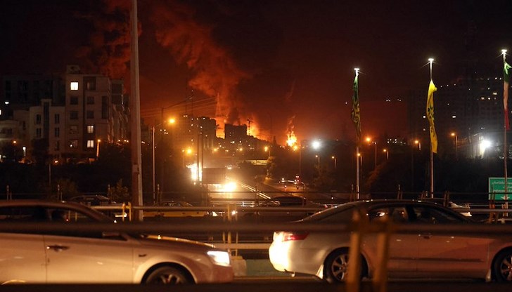 Революционната гвардия на Иран заплаши със засилени удари срещу Израел