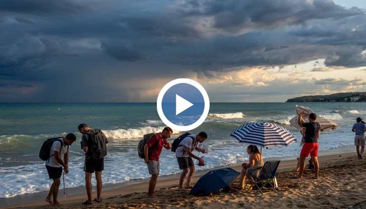 Дъждовен уикенд очаква туристите по българското Черноморие