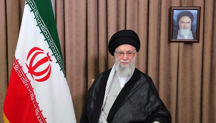 Аятолах Али Хаменей предупреди, че ако САЩ се намесят в конфликта, Иран ще им нанесе "непоправими щети"