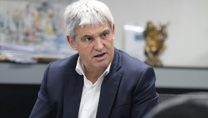 Критики към бюджетното изпълнение Критики към бюджетното изпълнение