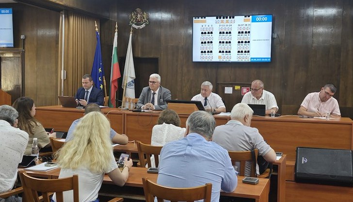 Съветниците утвърдиха управители на здравни заведения и стартираха избор на нов обществен посредник