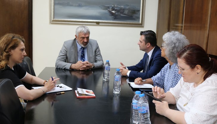 Предложението включва сутрешна и вечерна връзка с румънската столица и нейното летище Предложението включва сутрешна и вечерна връзка с румънската столица и нейното летище