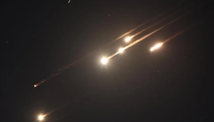 Израелската армия призовава гражданите да потърсят укритие