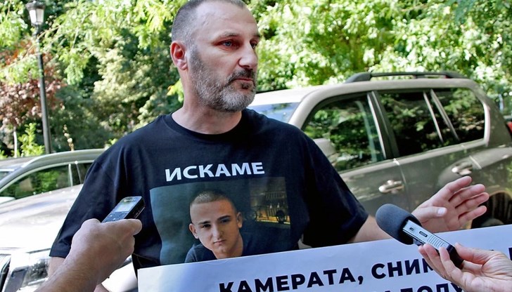 На Деня на детето Тодор Бараков отново припомни трагедията, отнела живота на 16-годишния му син през 2020 година
