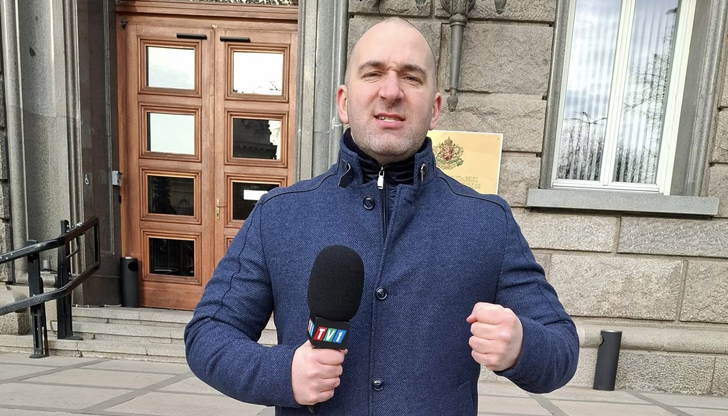 Държава няма отдавна! Има шайка мултиплициращи се крадци, пише журналистът