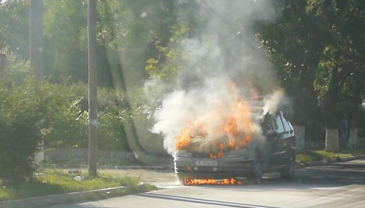 Седем излизания за денонощие на пожарникарите в РусеСедем сигнала за