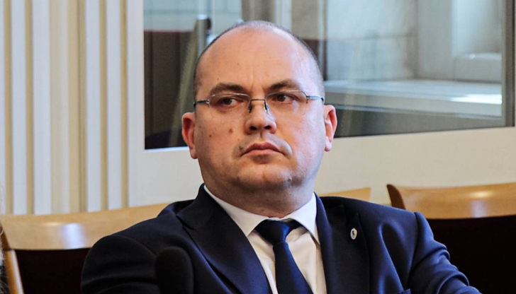 Помещението се предоставя до края на мандата на 51-вото Народно