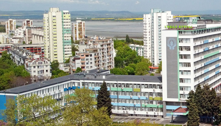 Всички пострадали са транспортирани в УМБАЛ - БургасЖена на 20