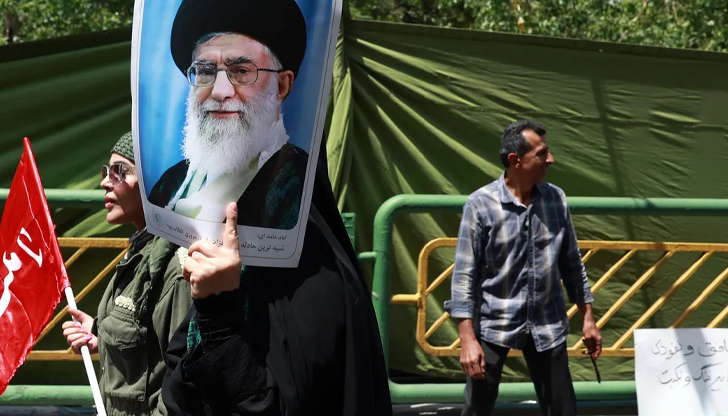 Режимът екзекутира шестима души и арестува над 700 предполагаеми агенти