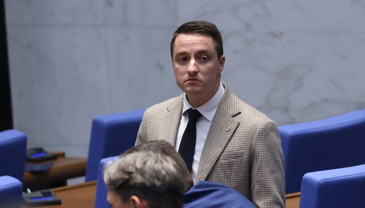 Депутатът от ПП-ДБ призова за подкрепа на Израел в битката