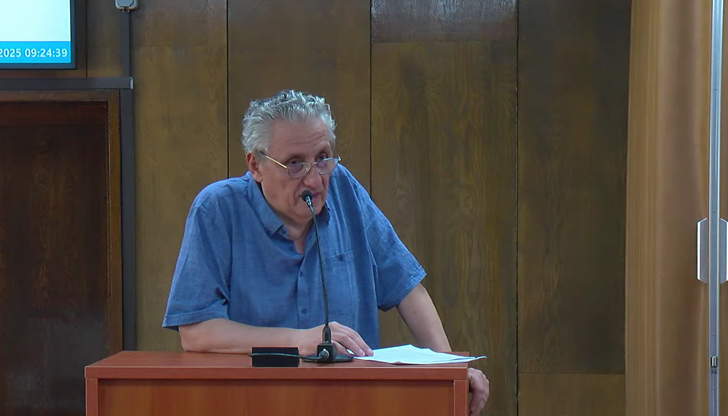 Деян Недков предложи промяна в финансовия ангажимент, която бе приета