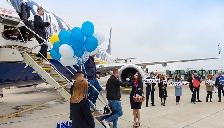 Авиокомпании като Ryanair, LOT, Buzz и WizzAir ще свързват черноморския