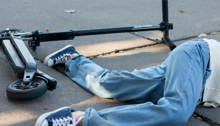 Момчето е с леки наранявания и е закарано в болница