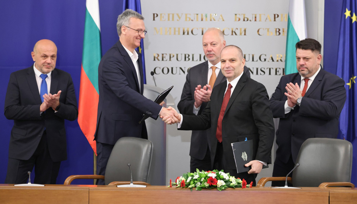 Седем хиляди километра оптика ще свържат 140 общини до август