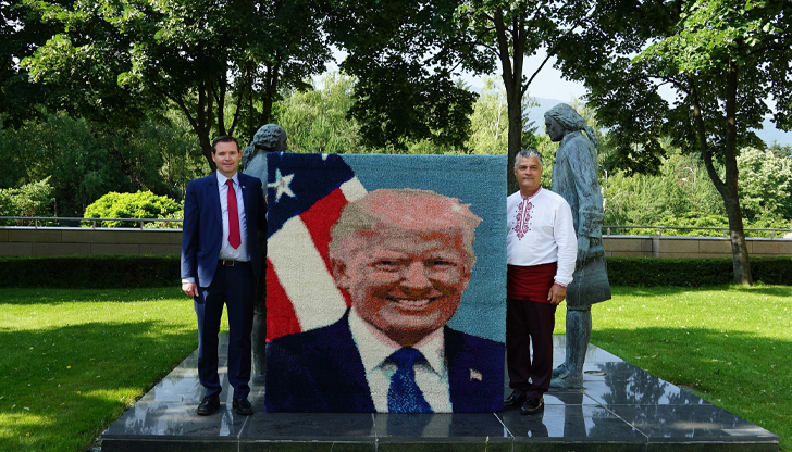 Майсторът от Априлци използва 186-годишен стан и овча вълна за