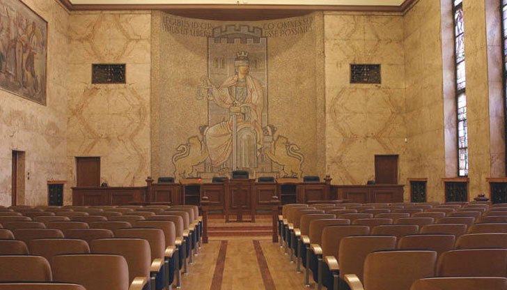 22-годишният е осъден да плати и 200 000 лева обезщетение