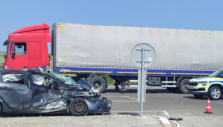 Временно е затворен участъкът от международния път I-7 за граничен