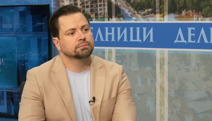 Историкът призова за масов протест в Триъгълника на власттаГеорги Димов