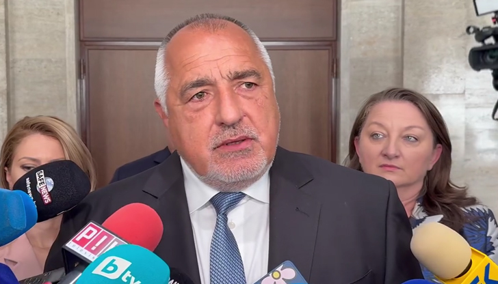 Лидерът на ГЕРБ обяви, че не иска оставката на вътрешния