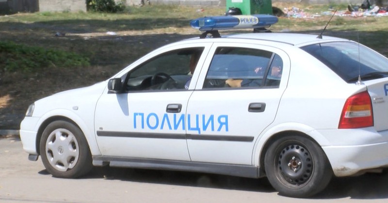 Пострадал е пътник в каруцата, настанен е за лечение в