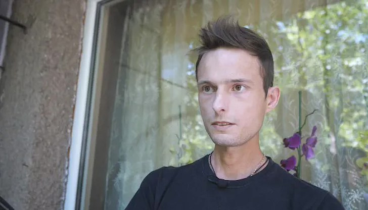 Младият мъж трябва да събере 72 000 евро за лечение