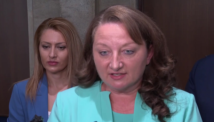 ГЕРБ обяви правителството си за проява на героизъмВ деня, когато