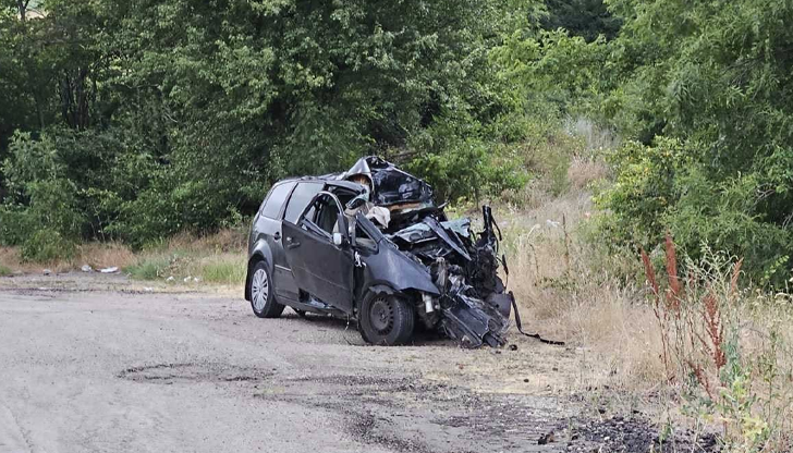 Катастрофата е станала между селата Войница и Бела Рада във