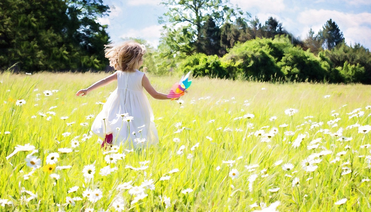 Слаб вятър и малка вероятност за валежи в цялата странаБългария
